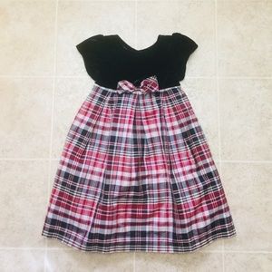 Perfectly Dressed seasonal dress